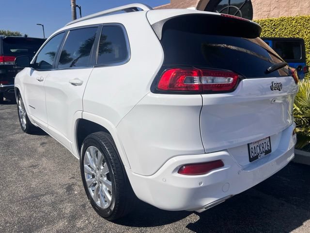 Used 2017 Jeep Cherokee Overland w/ Technology Group FWD image 11