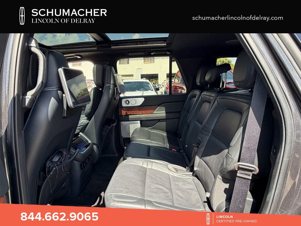 Used 2022 Lincoln Navigator Reserve RWD image 14