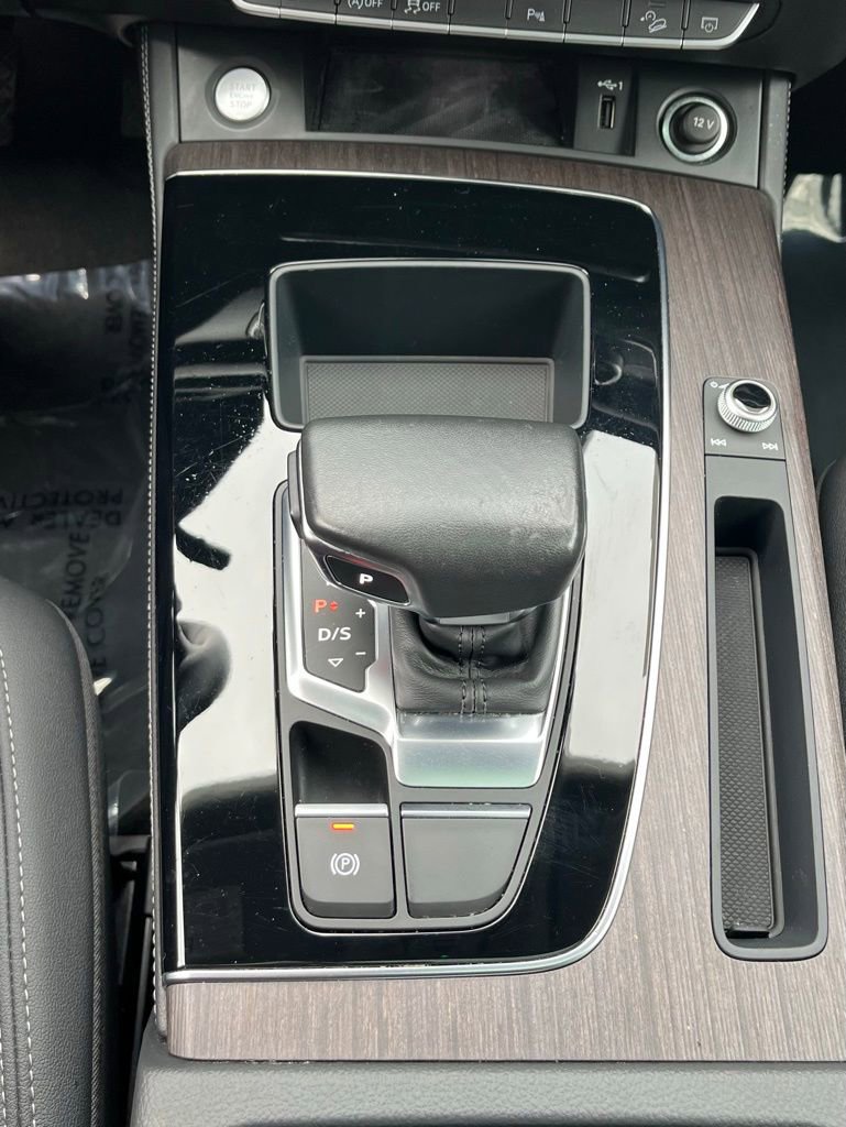 Used 2022 Audi Q5 2.0T Premium Plus w/ Premium Plus Package image 17