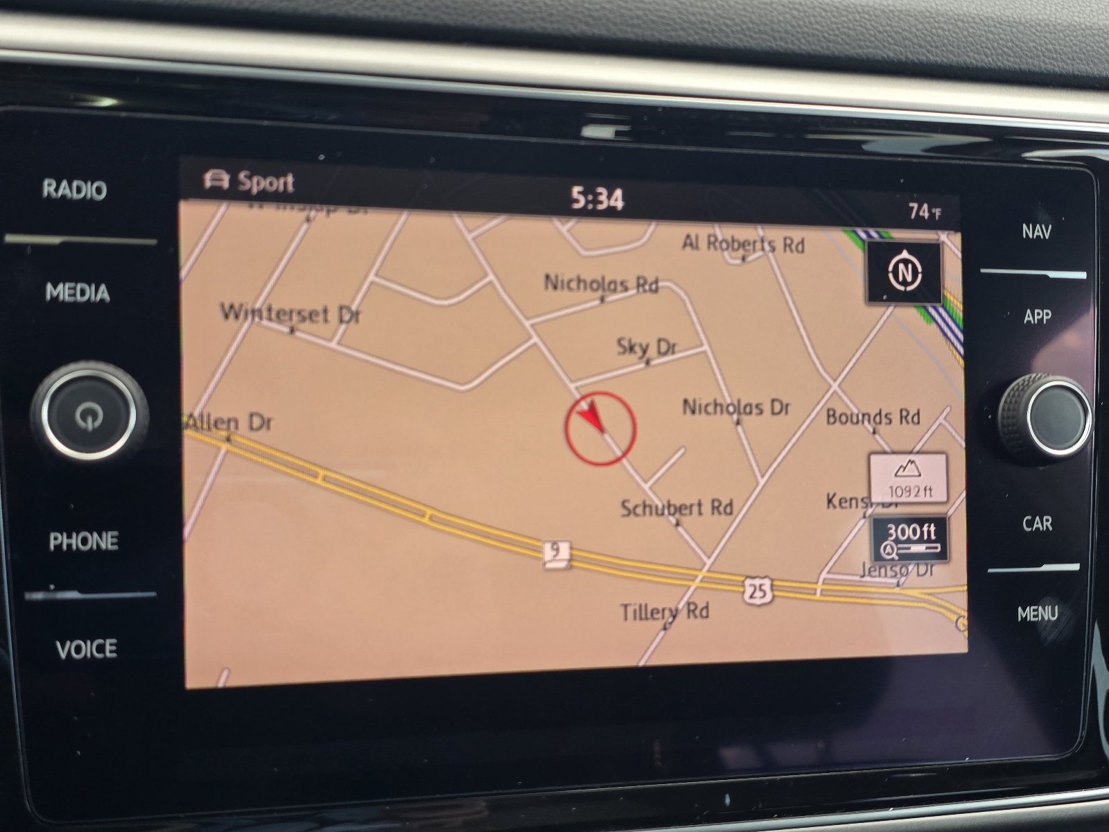 Used 2018 Volkswagen Atlas SEL Premium AWD/4WD image 19