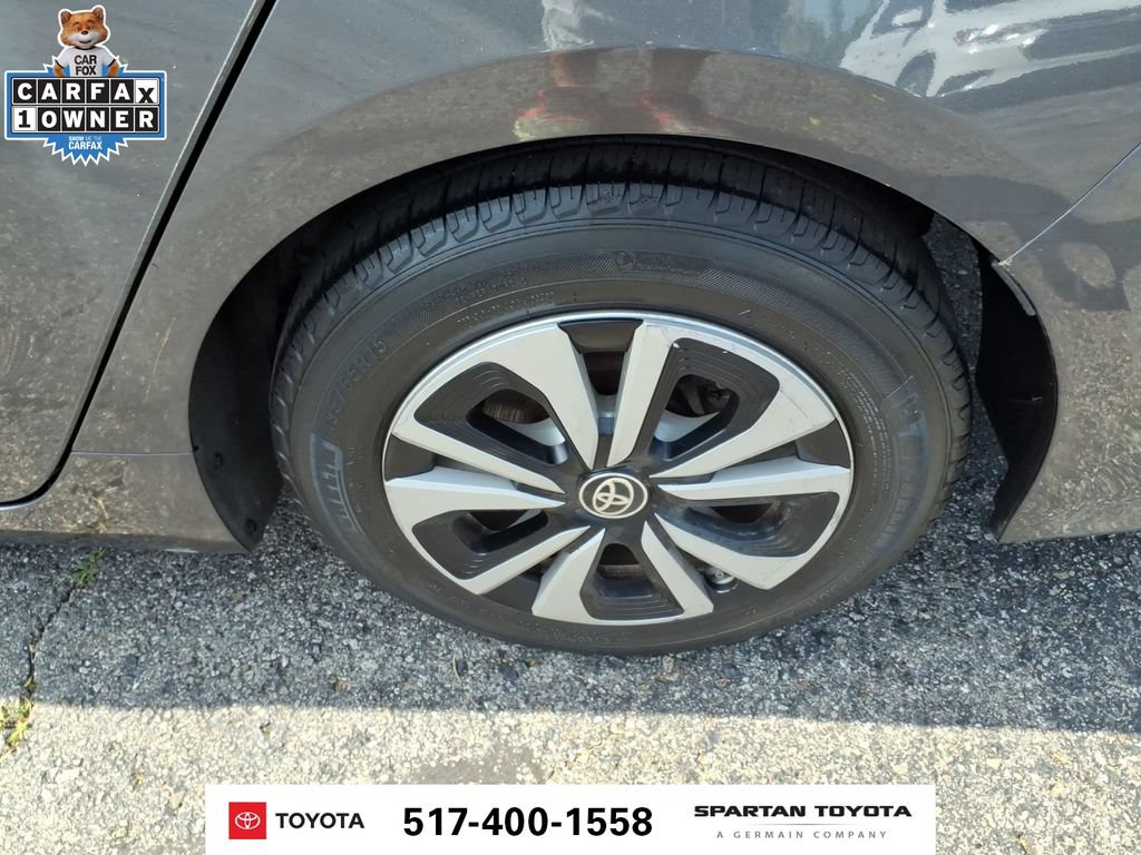 Used 2018 Toyota Prius Prime Plus w/ Carpet Mat Package FWD image 10