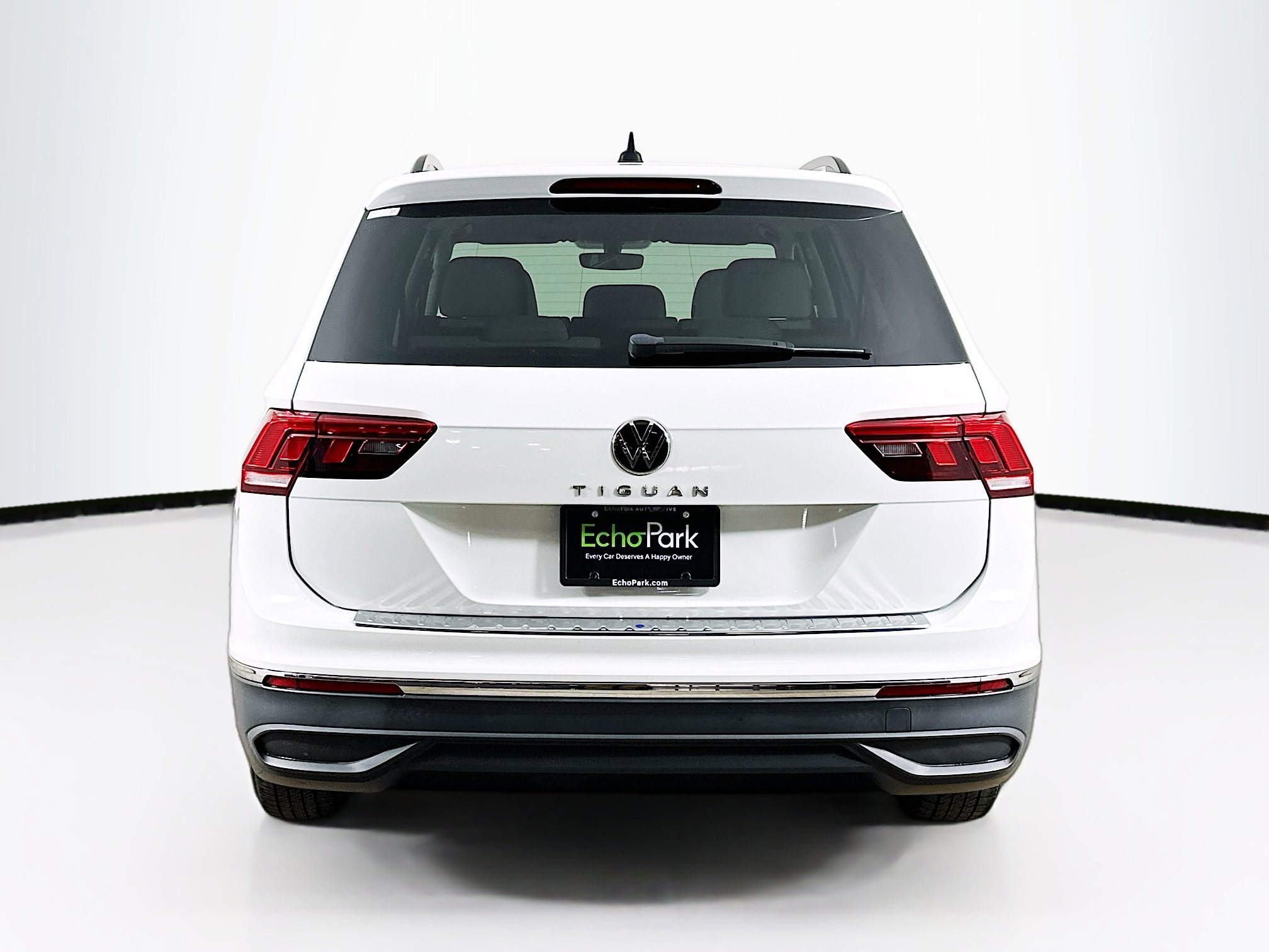 Used 2023 Volkswagen Tiguan S image 7