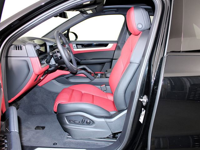 New 2026 Porsche Cayenne AWD/4WD image 5