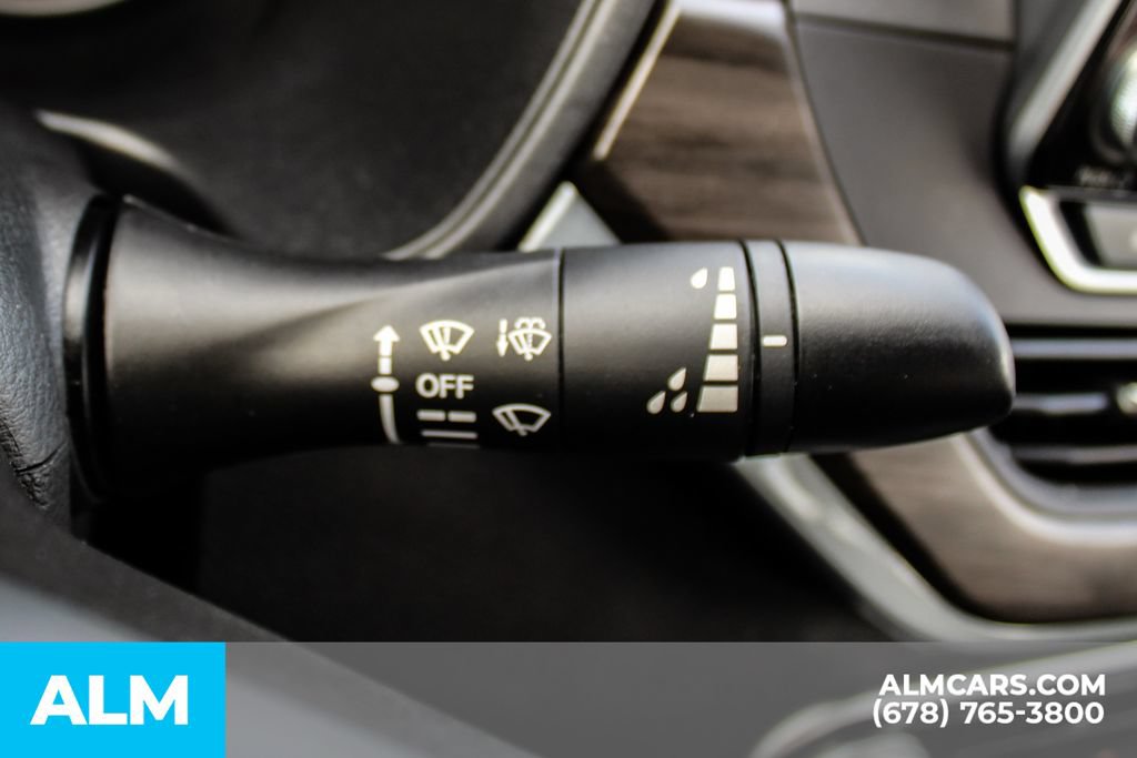 Used 2025 Nissan Altima 2.5 SV FWD image 30