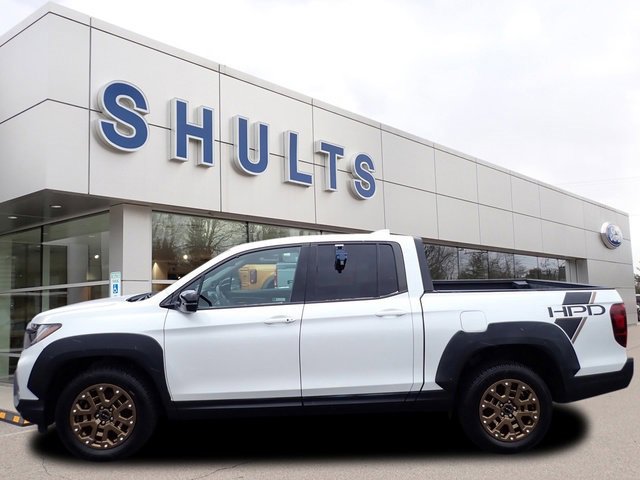 Used 2021 Honda Ridgeline Sport image 2