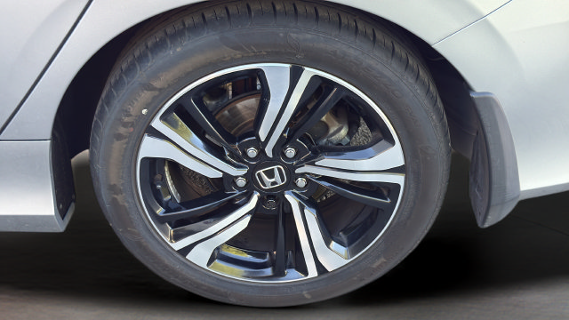 Used 2016 Honda Civic Touring image 33