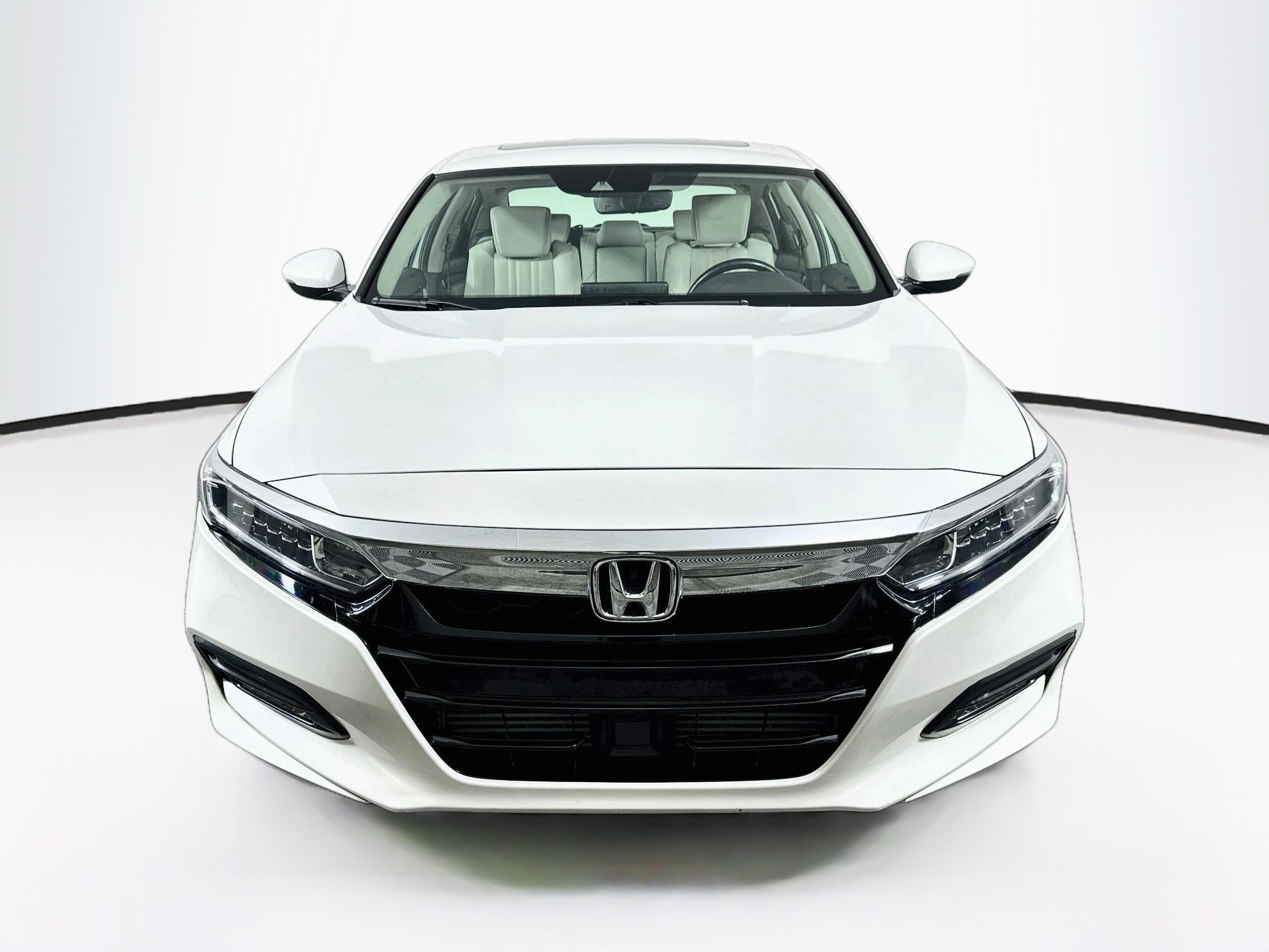 Used 2018 Honda Accord EX-L image 2