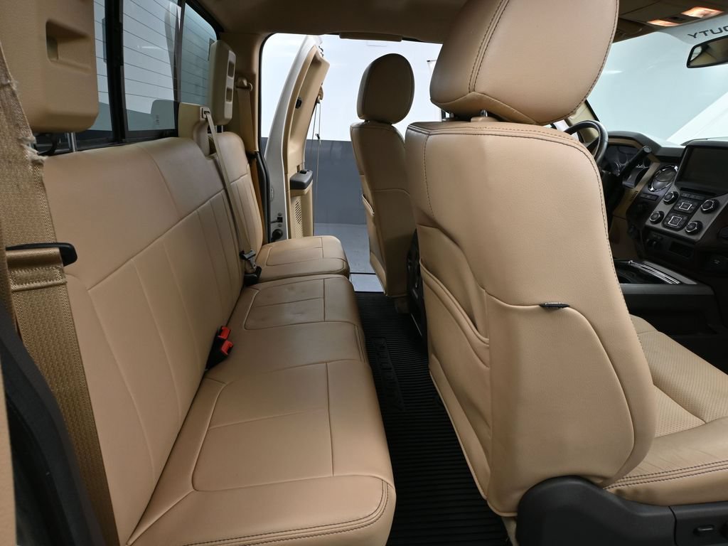 Used 2015 Ford F350 Lariat w/ Camper Package AWD/4WD image 35