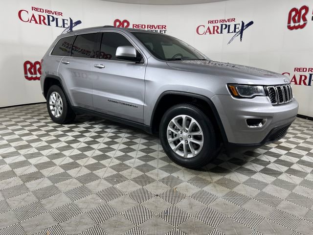 Used 2021 Jeep Grand Cherokee Laredo RWD image 1