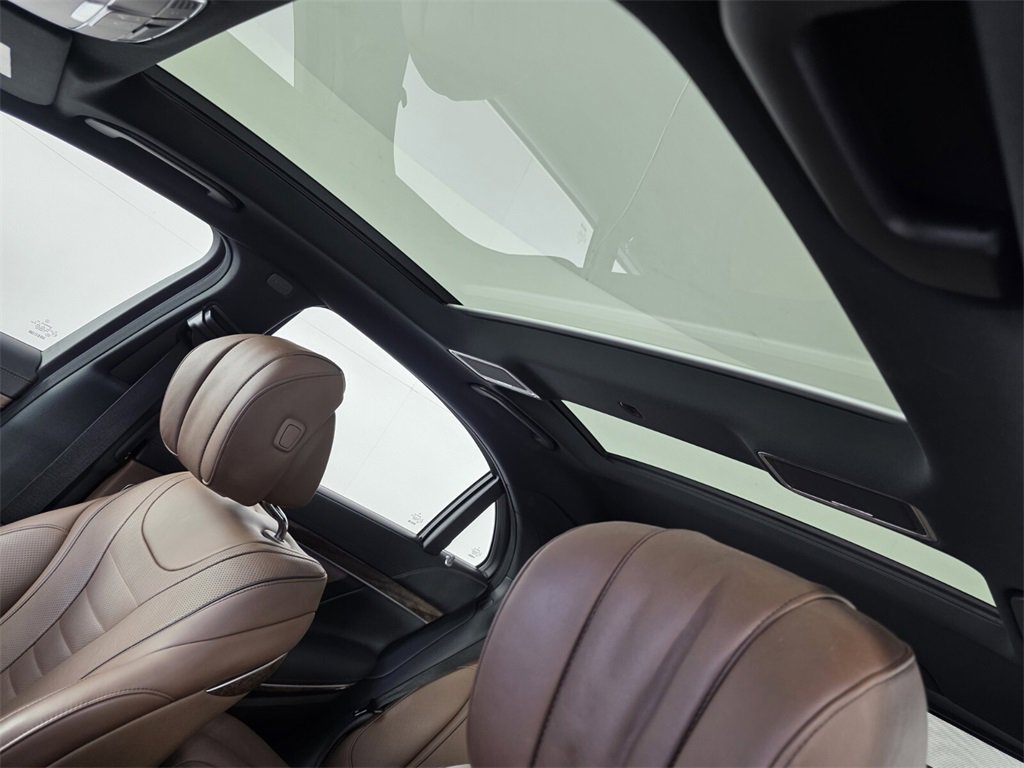 Used 2016 Mercedes-Benz S 550 Sedan image 12