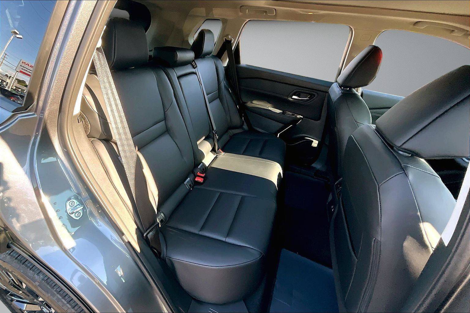 New 2026 Nissan Rogue Dark Armor AWD/4WD image 11