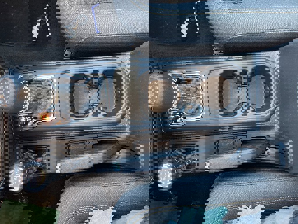 New 2026 Jeep Gladiator Sport image 31