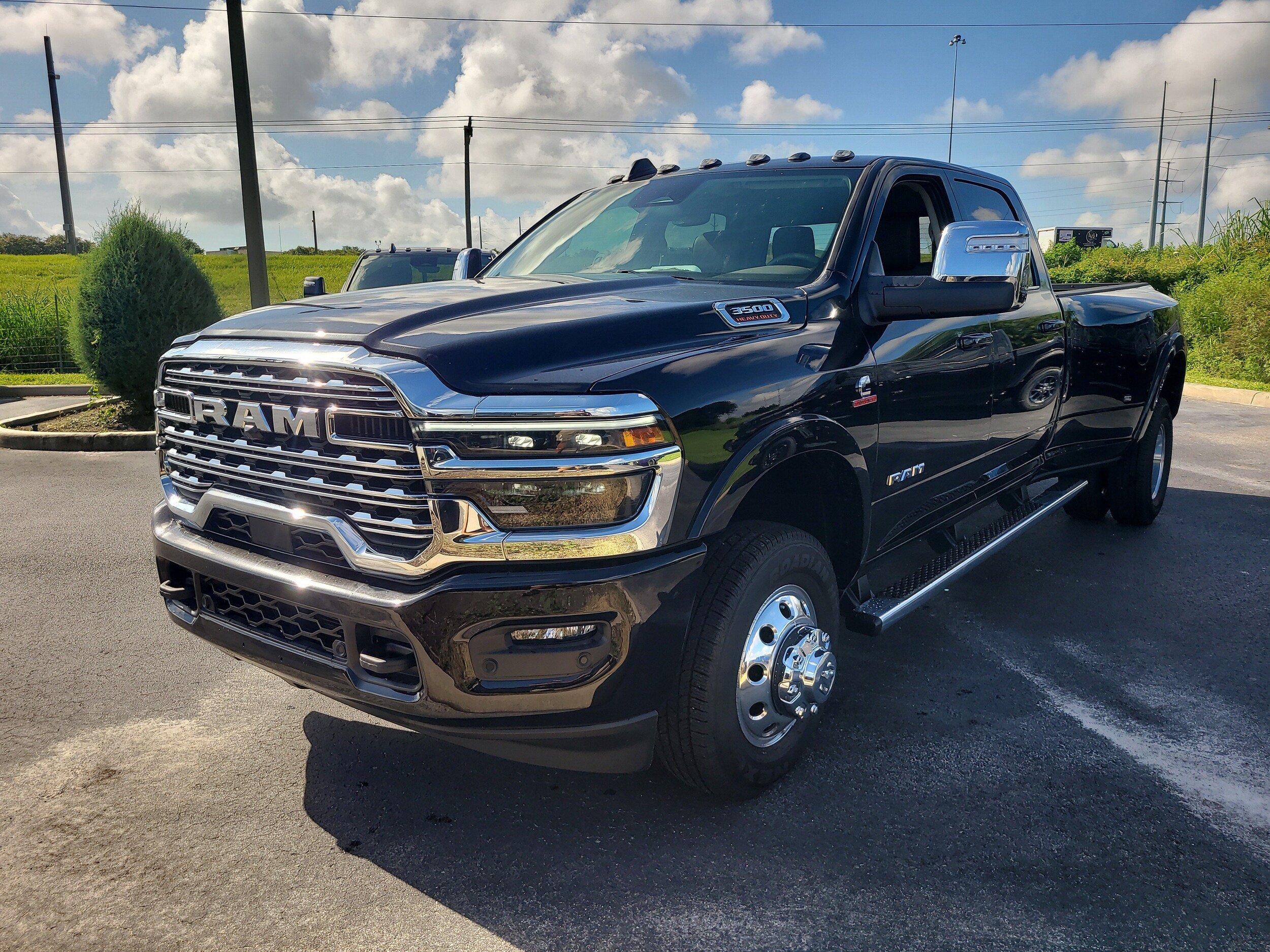 New 2026 RAM 3500 Longhorn AWD/4WD image 4