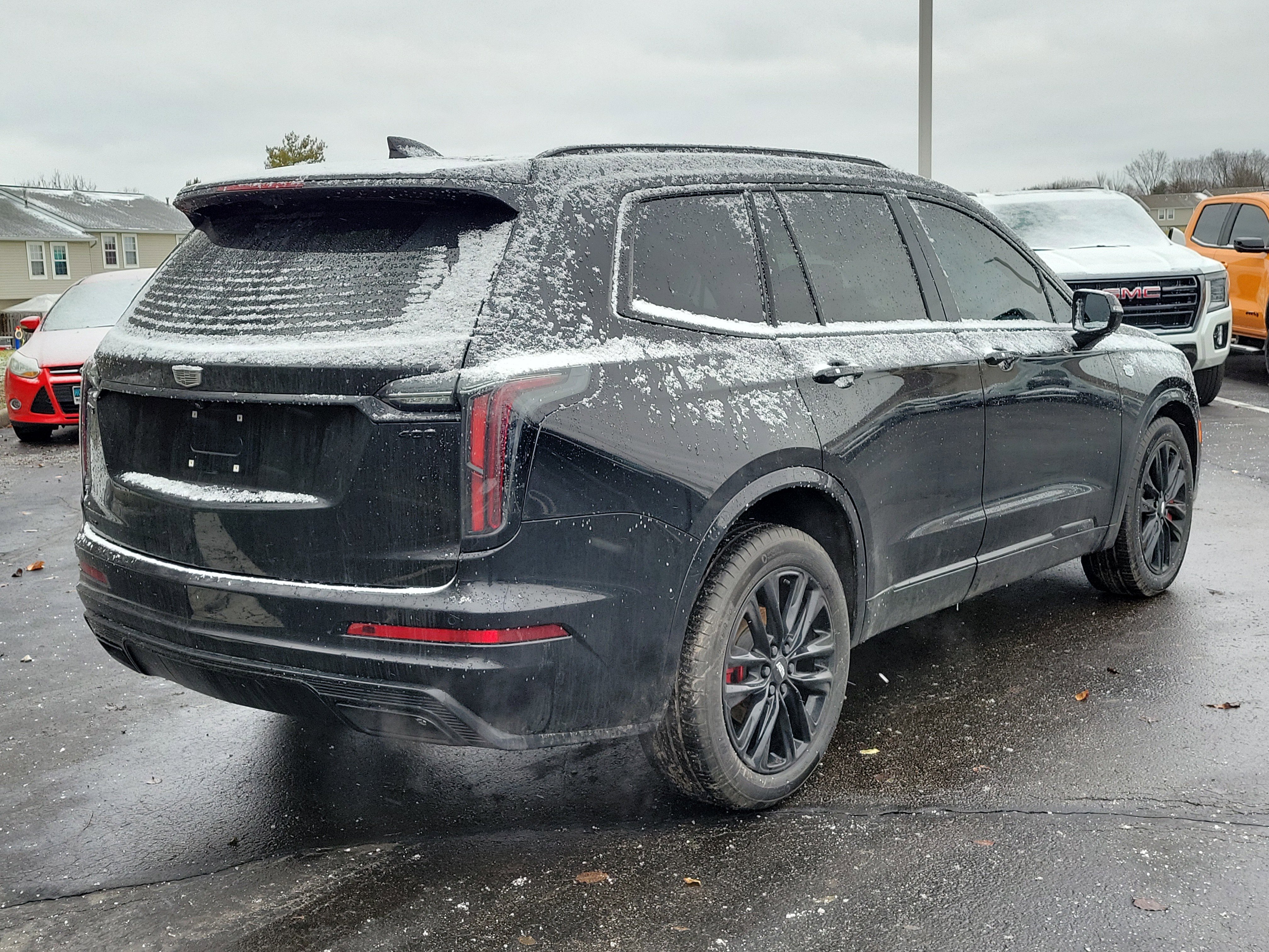 Used 2023 Cadillac XT6 Sport w/ LPO, Onyx Lite Package image 5