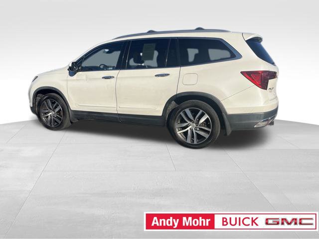 Used 2017 Honda Pilot Touring image 8