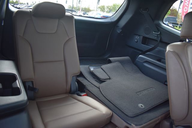 Used 2021 Kia Telluride SX w/ SX Prestige Package AWD/4WD image 16