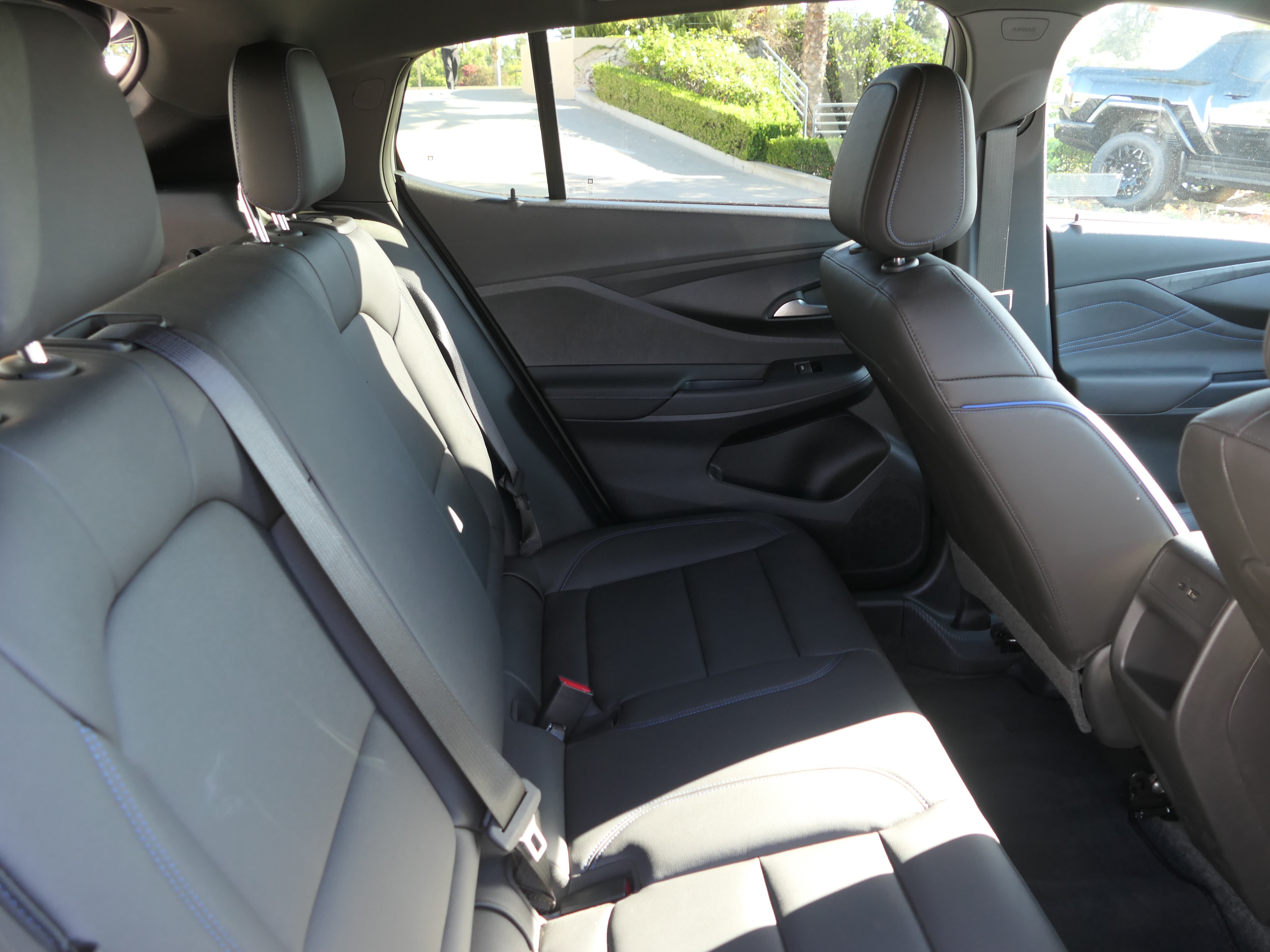 New 2026 Buick Envista Sport Touring w/ Convenience I Package FWD image 24