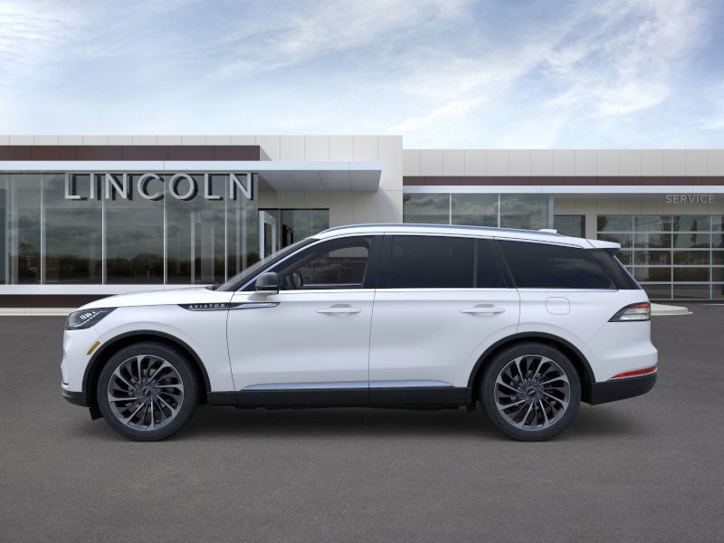 New 2026 Lincoln Aviator Reserve image 3