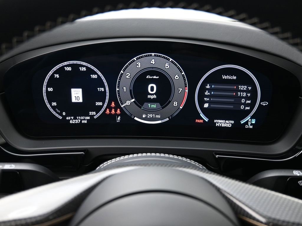 Used 2025 Porsche Cayenne Turbo image 20