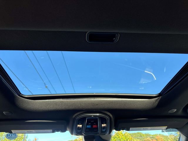 New 2025 Jeep Grand Cherokee L Altitude image 10