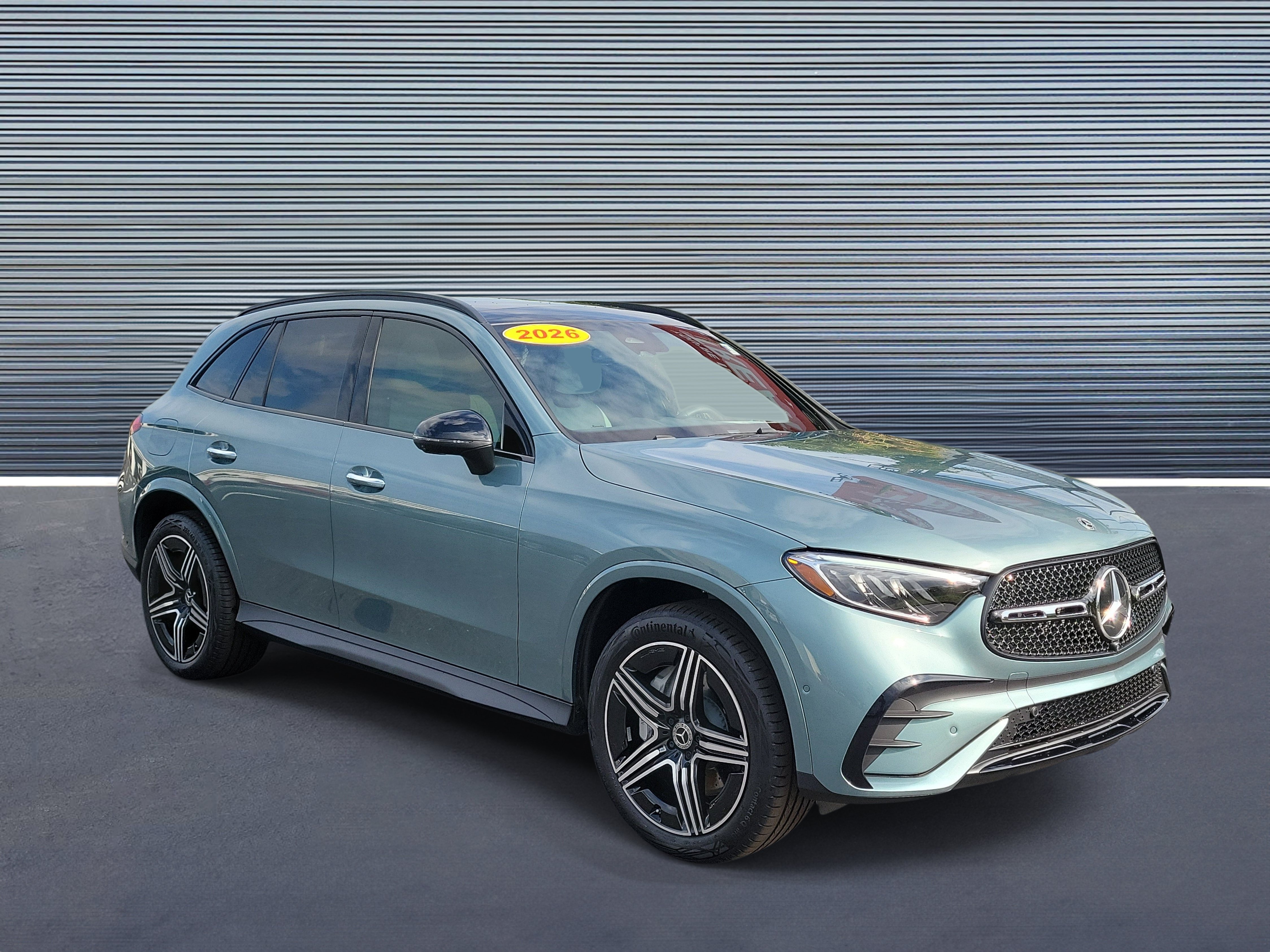 Used 2026 Mercedes-Benz GLC 300 image 2