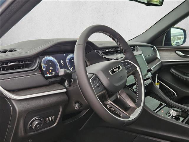 New 2026 Jeep Grand Cherokee L Limited image 3