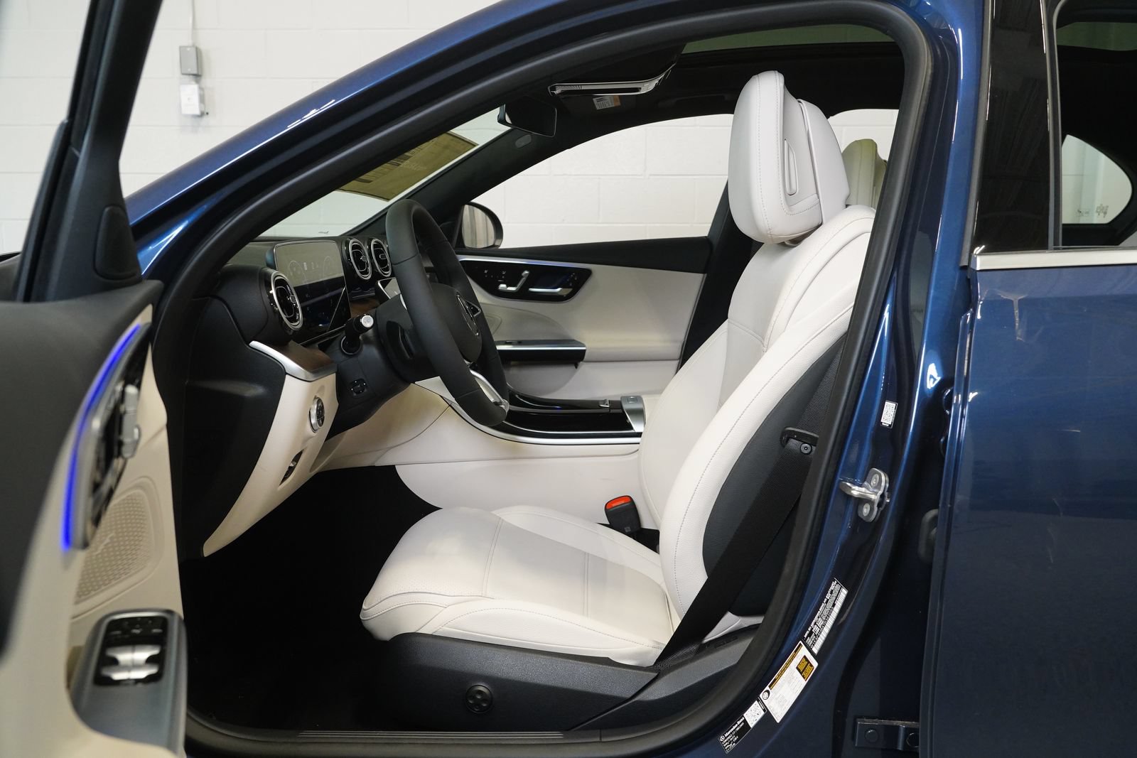 New 2026 Mercedes-Benz C 300 4MATIC Sedan image 14