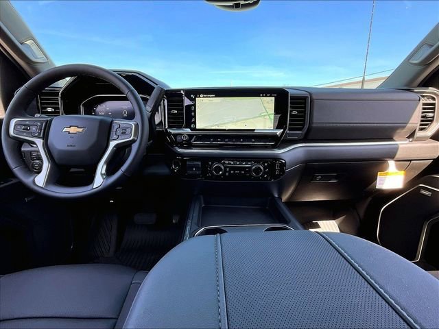 New 2026 Chevrolet Silverado 2500 LTZ w/ LTZ Premium Package AWD/4WD image 11