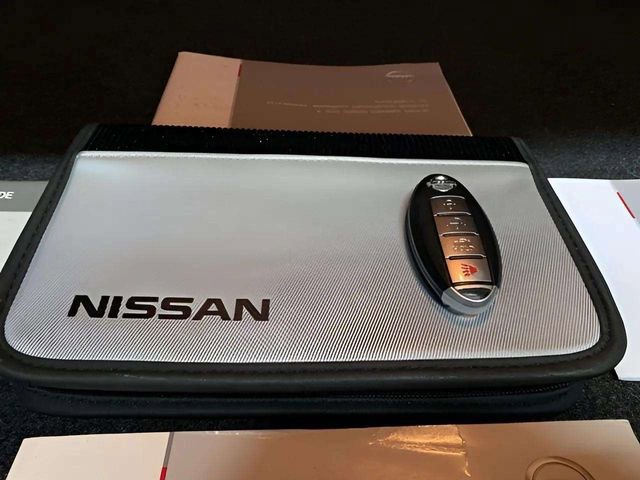 Used 2010 Nissan Sentra 2.0 SL w/ Leather Pkg image 14