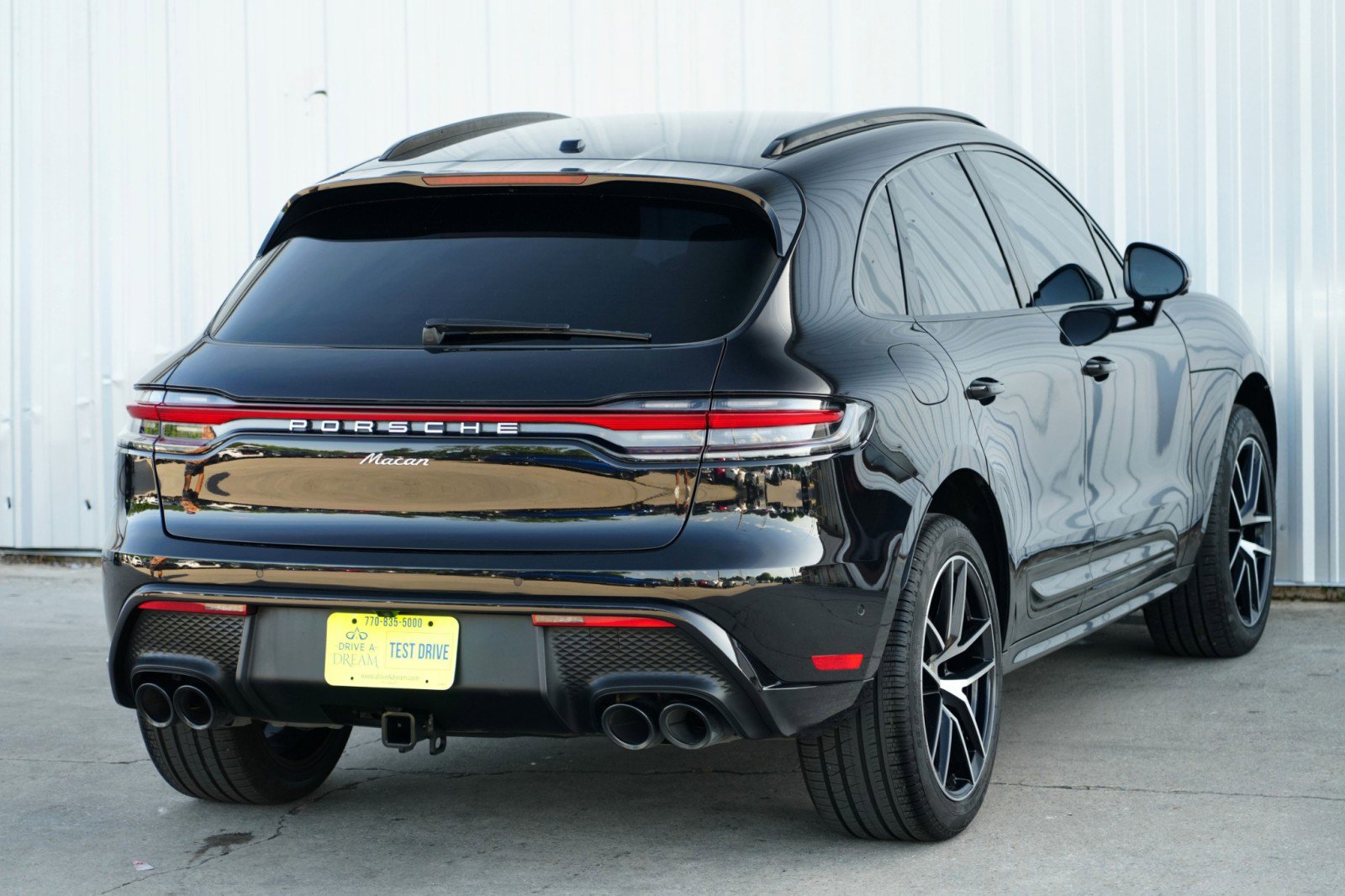 Used 2024 Porsche Macan image 50