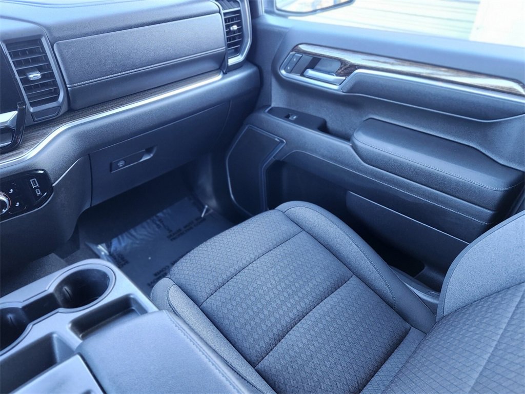 Used 2023 GMC Sierra 1500 Elevation image 13