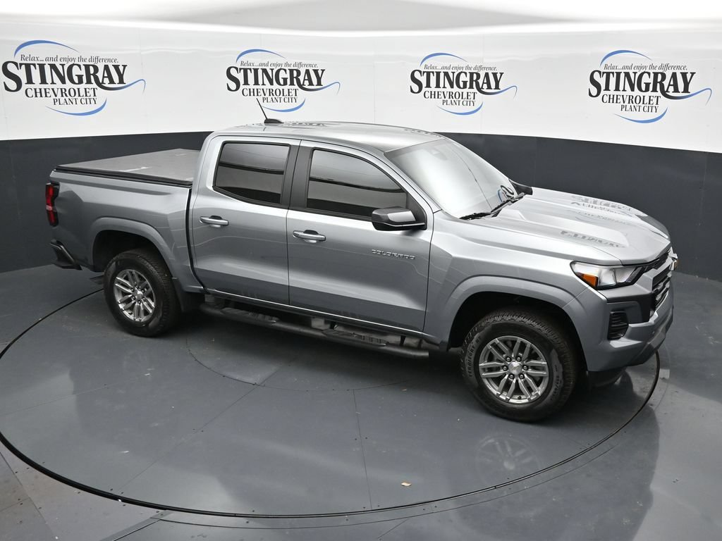 Used 2024 Chevrolet Colorado LT RWD image 18