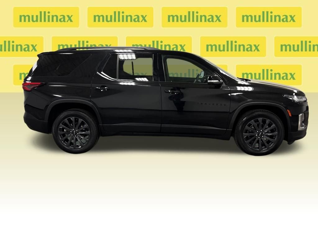 Used 2022 Chevrolet Traverse RS image 21