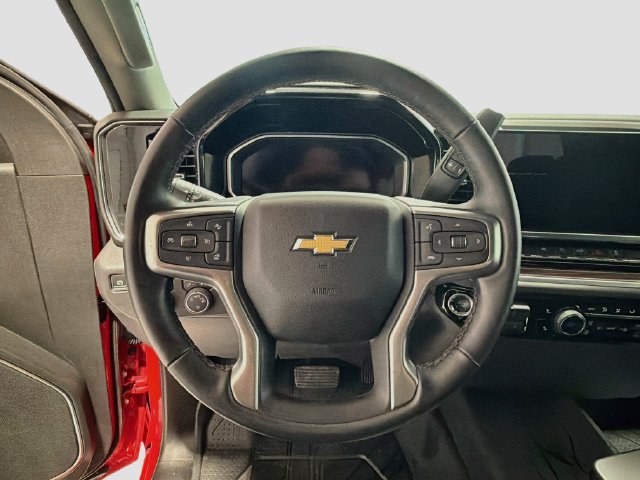 Certified 2026 Chevrolet Silverado 1500 LT AWD/4WD image 10