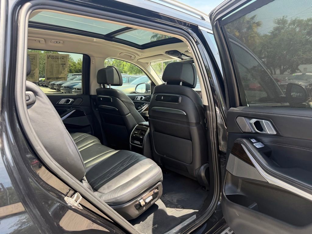 Used 2023 BMW X7 xDrive40i AWD/4WD image 33