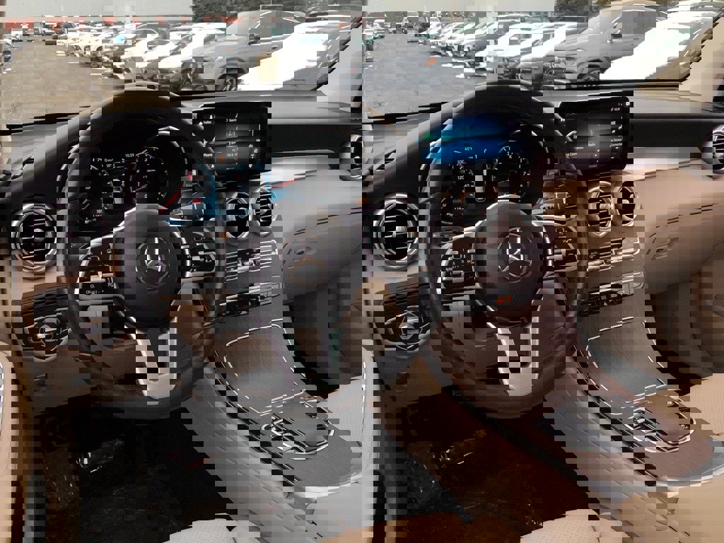 Used 2022 Mercedes-Benz GLC 300 4MATIC image 15