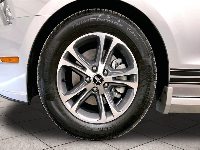 Used 2014 Ford Mustang Premium w/ Comfort Package RWD image 9