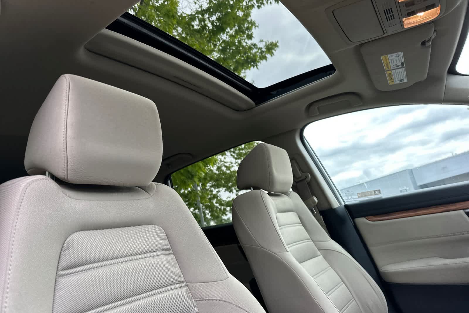 Used 2019 Honda CR-V EX image 17