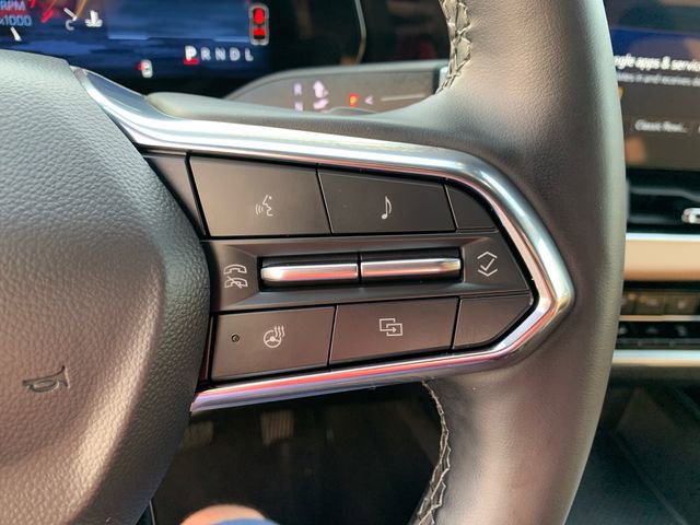 Used 2025 Chevrolet Equinox ACTIV w/ Safety and Technology Package image 24