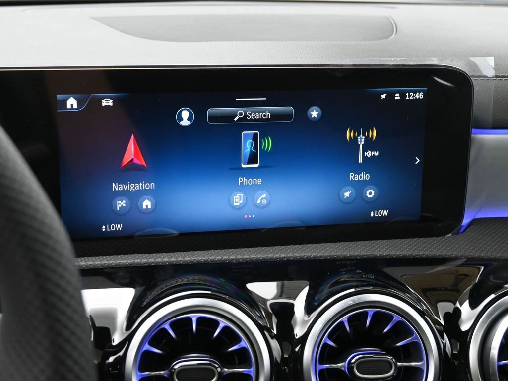 New 2025 Mercedes-Benz CLA 250 4MATIC image 12