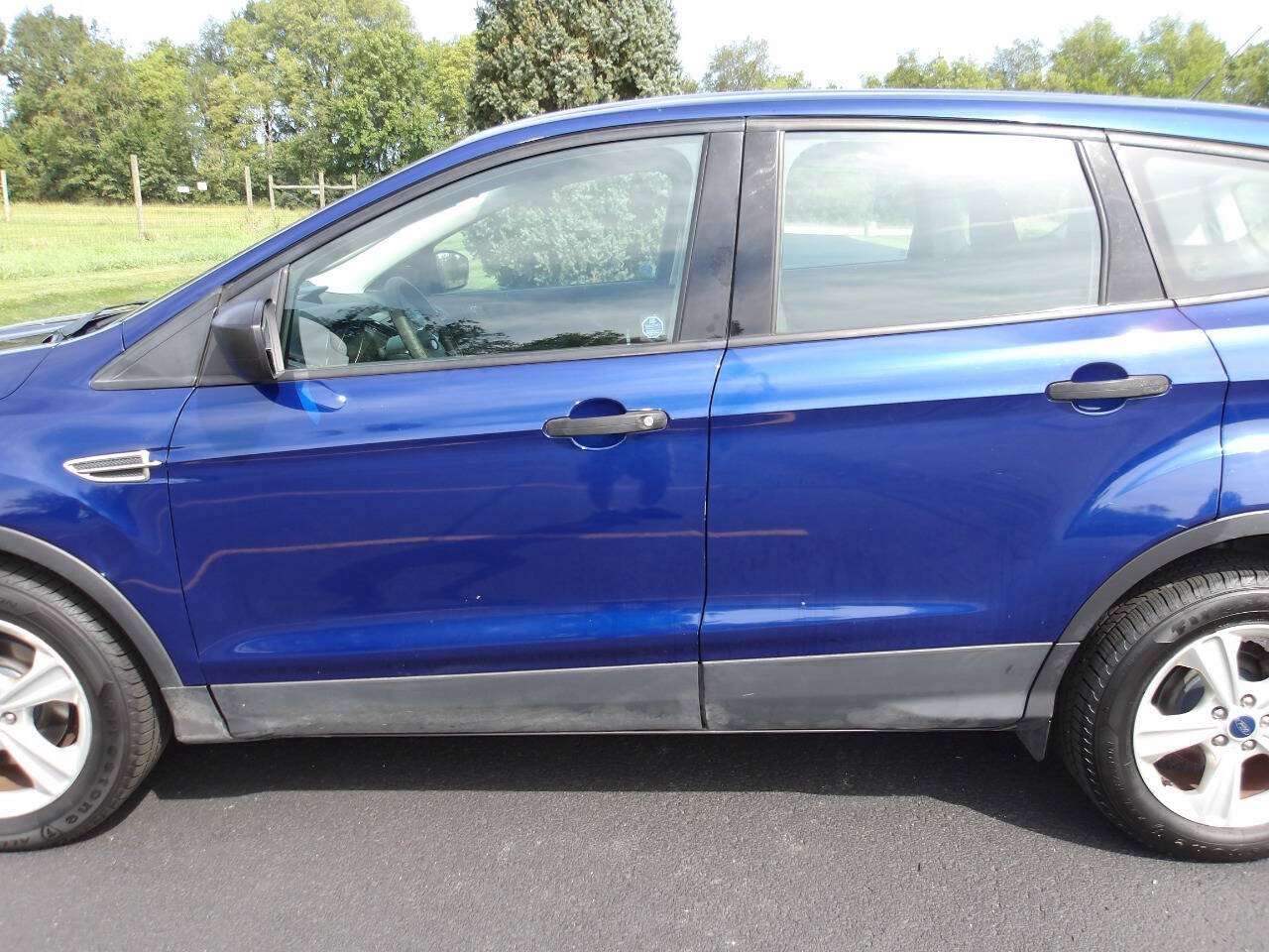 Used 2014 Ford Escape S FWD image 31