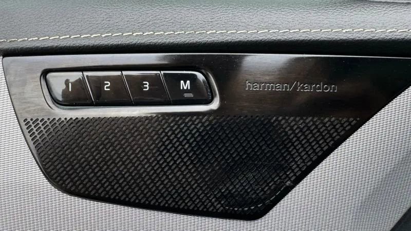 Used 2019 Volvo XC90 T6 R-Design w/ Protection Package Premier AWD/4WD image 41