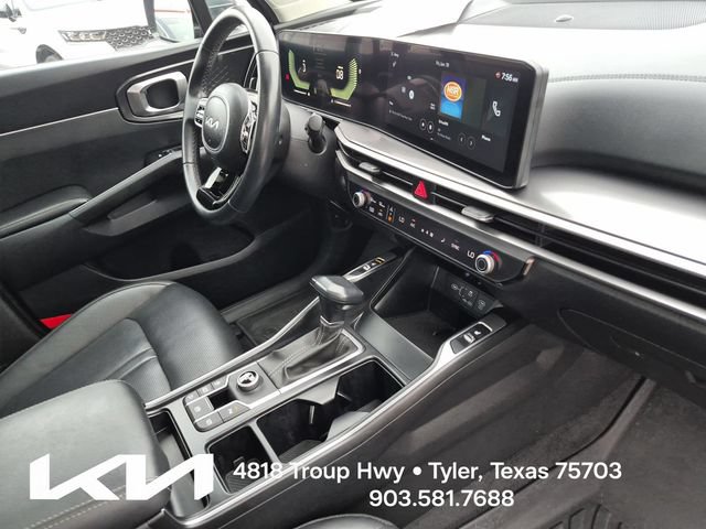 Certified 2025 Kia Sorento S w/ Panoramic Sunroof Package FWD image 11