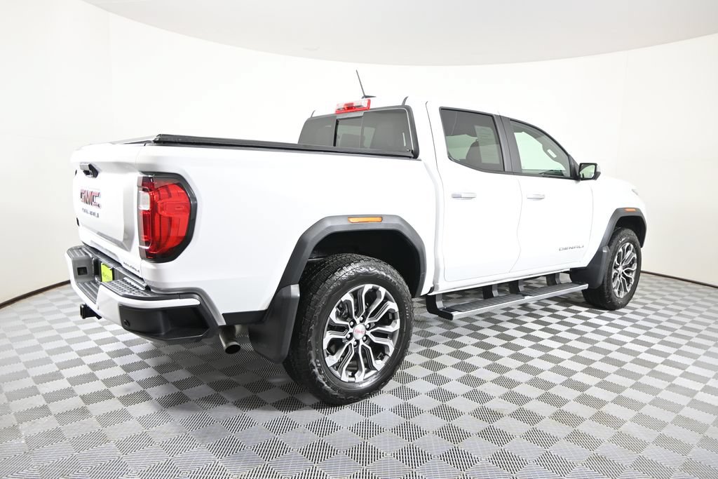 Used 2024 GMC Canyon Denali AWD/4WD image 7