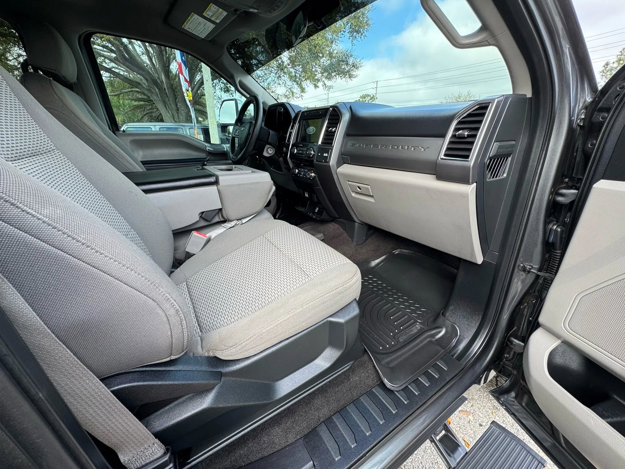 Used 2018 Ford F250 XLT w/ XLT Premium Package image 17