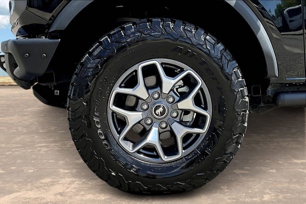 Used 2024 Ford Bronco Badlands image 35