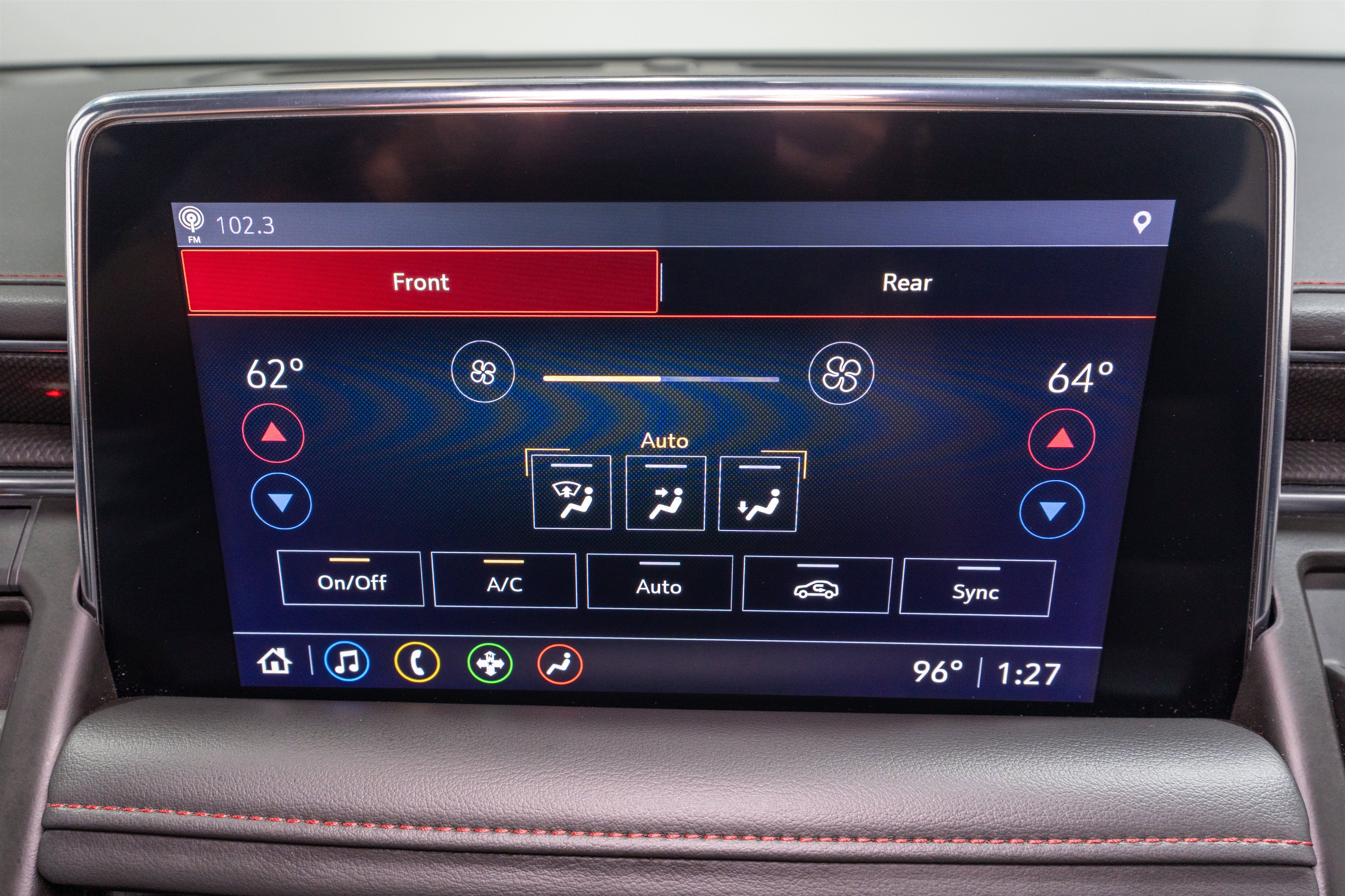 Used 2021 Chevrolet Suburban RST RWD image 18