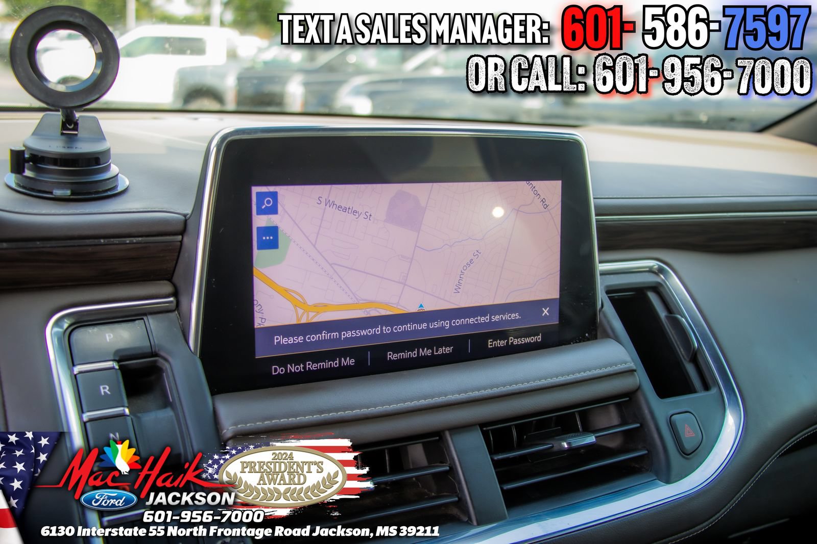 Used 2021 Chevrolet Tahoe Z71 w/ Luxury Package AWD/4WD image 14
