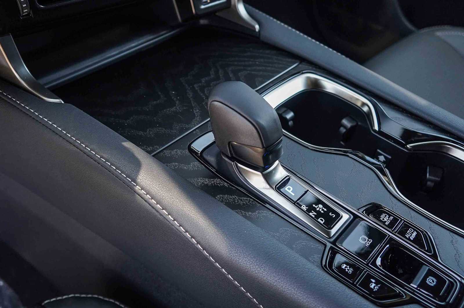 New 2026 Lexus RX 450h AWD image 22