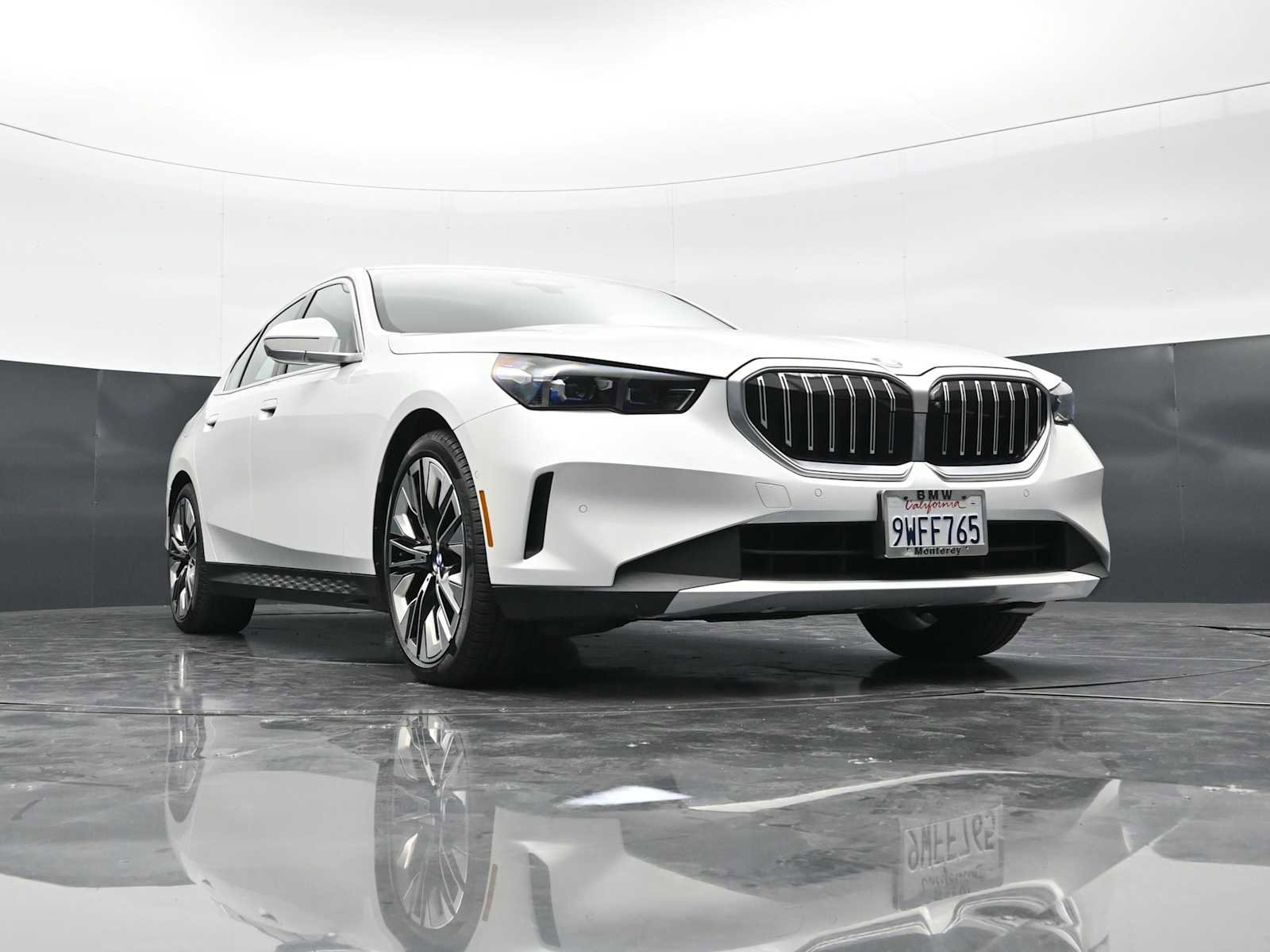 Used 2026 BMW 530i RWD image 26